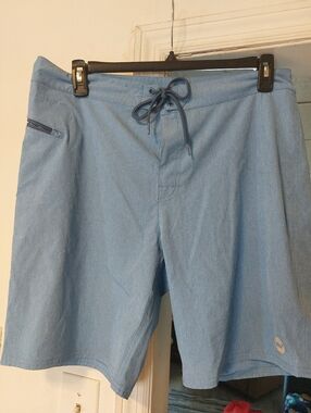 Vineyard Vines Board Shorts Size 35